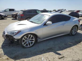  Salvage Hyundai Genesis