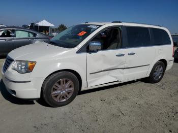  Salvage Chrysler Minivan