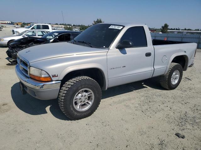  Salvage Dodge Dakota