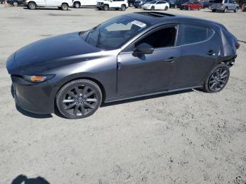  Salvage Mazda 3