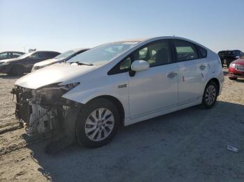  Salvage Toyota Prius