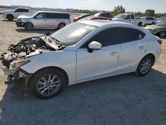  Salvage Mazda 3