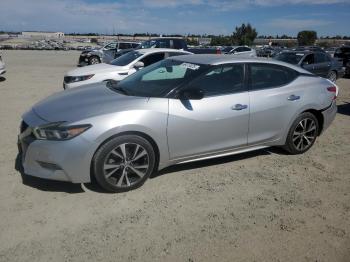  Salvage Nissan Maxima