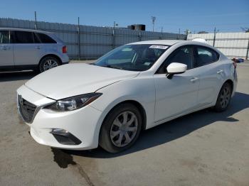  Salvage Mazda 3