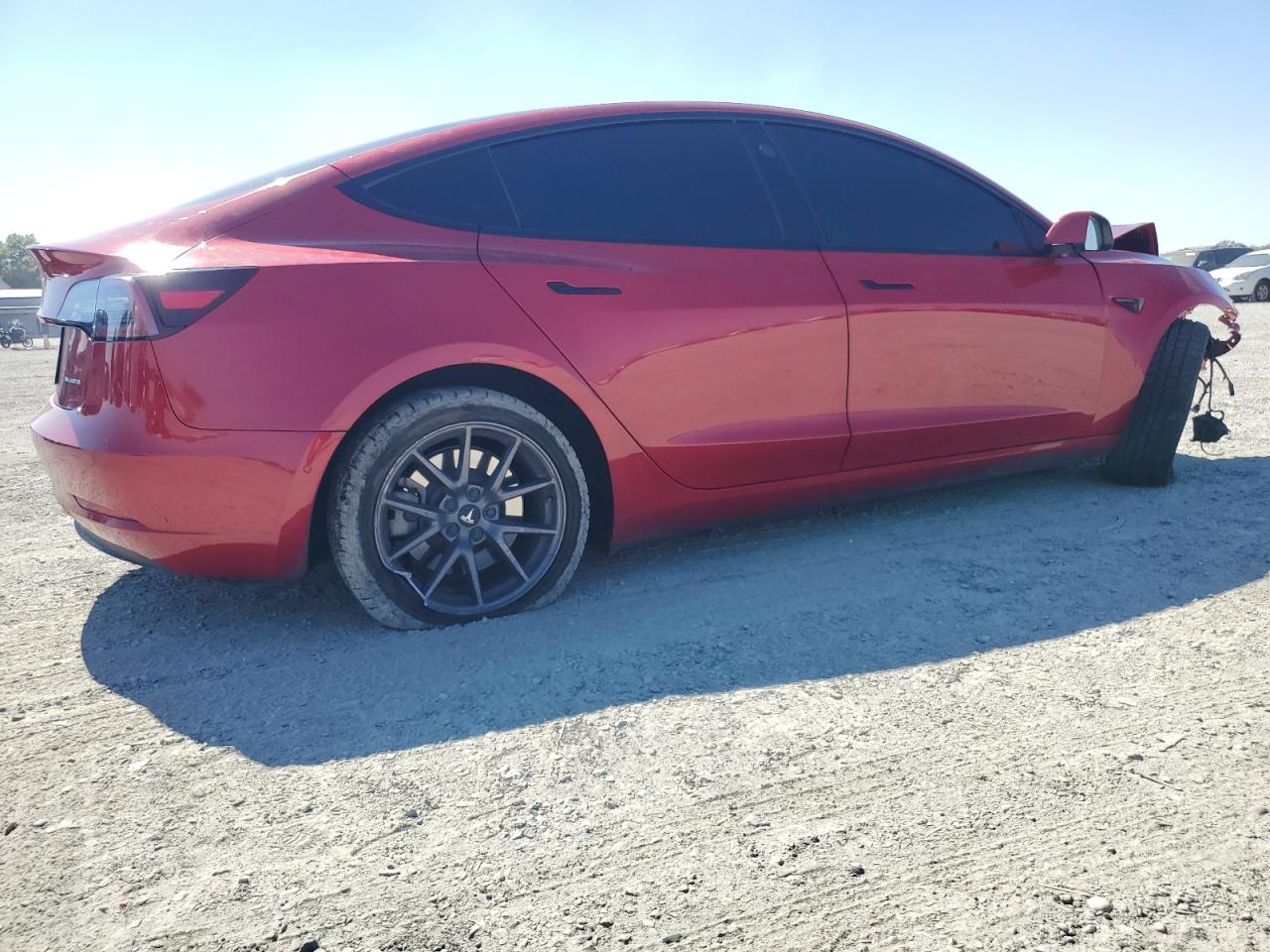 Tesla Model 3 Image 4