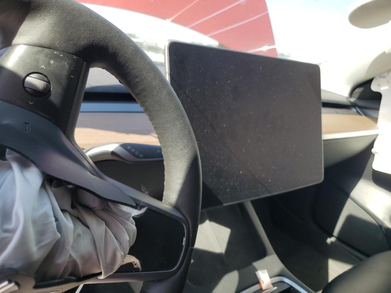 Tesla Model 3 Image 7