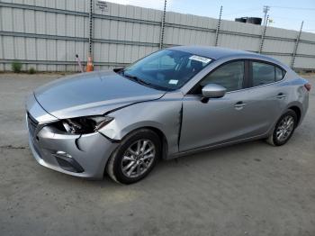  Salvage Mazda 3