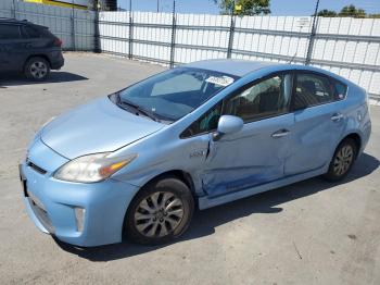  Salvage Toyota Prius
