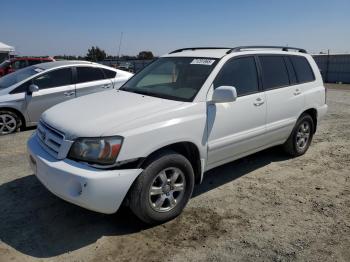  Salvage Toyota Highlander
