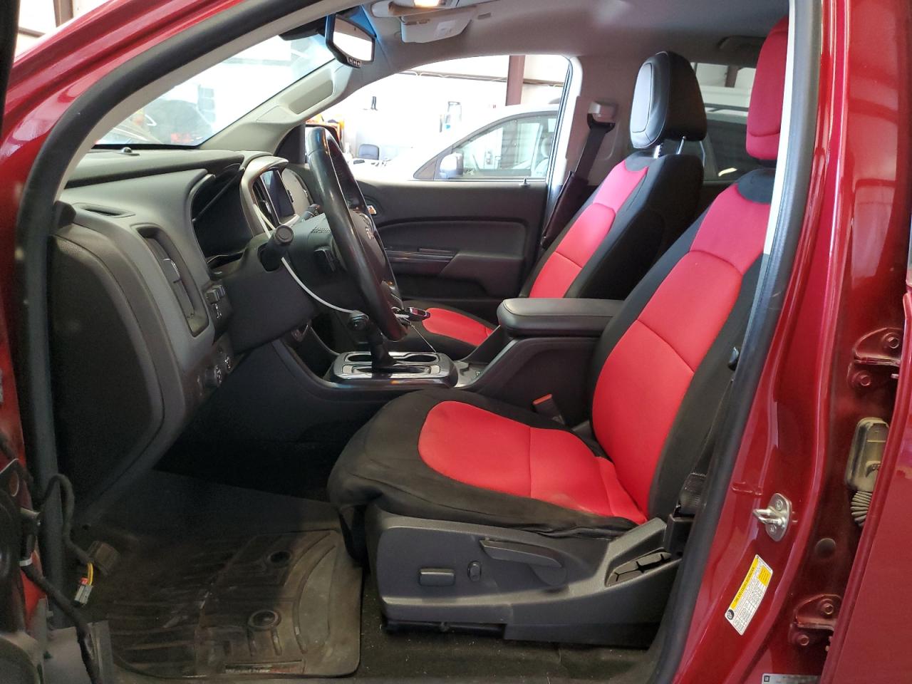 Chevrolet Colorado Z71 Image 5