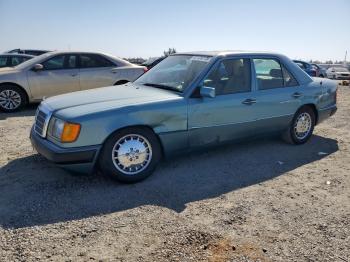  Salvage Mercedes-Benz 300-Class