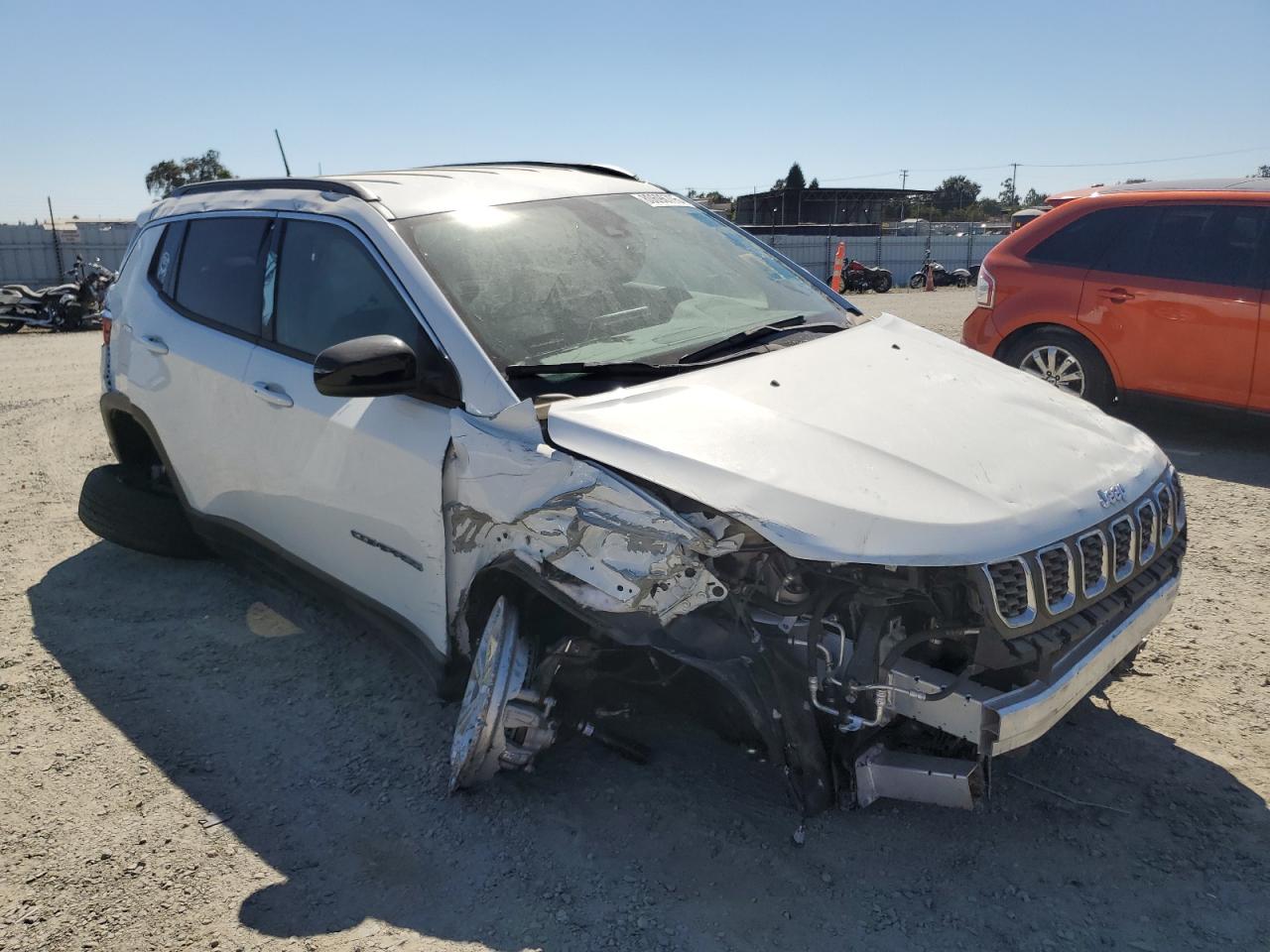Jeep Compass Latitude Image 2