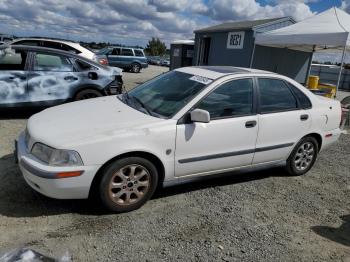  Salvage Volvo S40