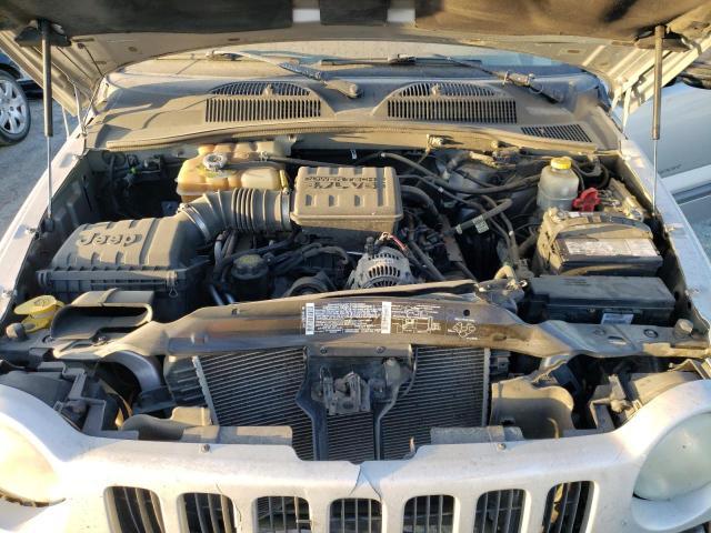 Jeep Liberty Sport Image 2