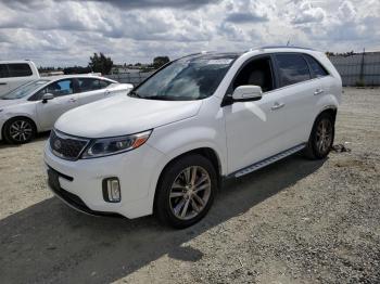  Salvage Kia Sorento
