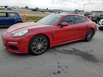  Salvage Porsche Panamera