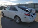 Toyota Camry Le Image 4