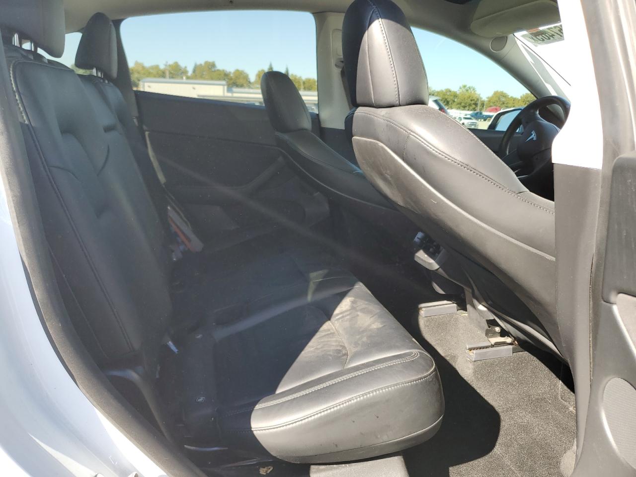 Tesla Model Y Image 10