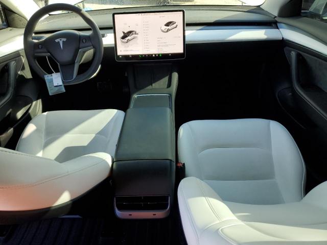 Tesla Model 3 Image 10
