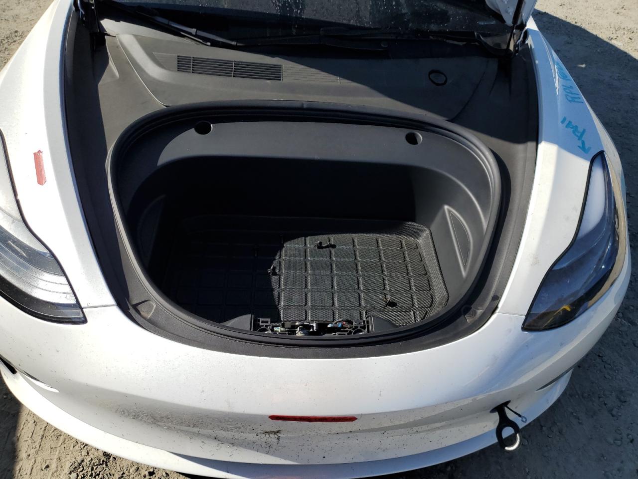 Tesla Model 3 Image 3