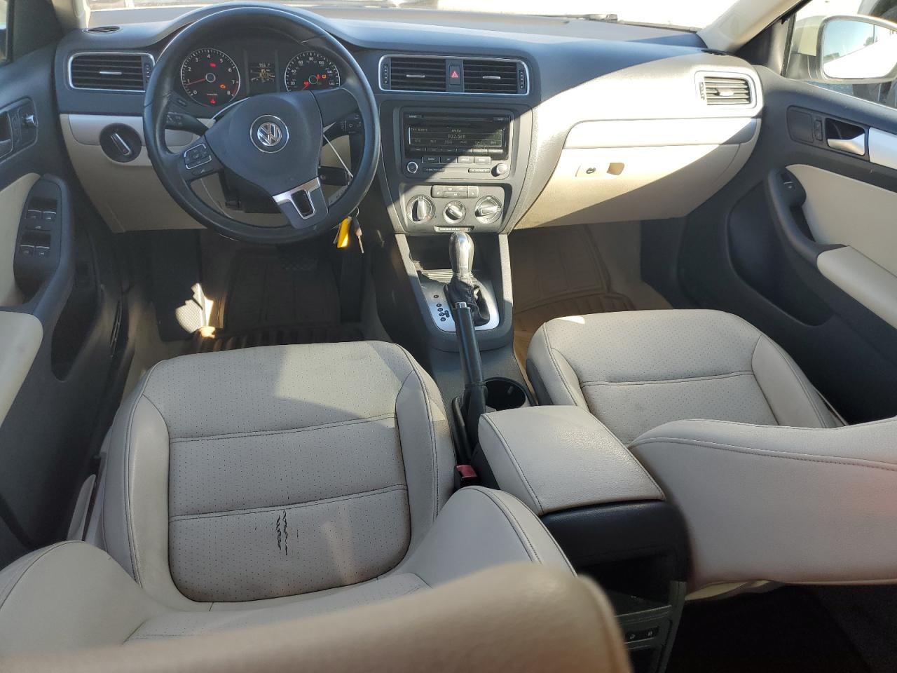 Volkswagen Jetta Se Image 6