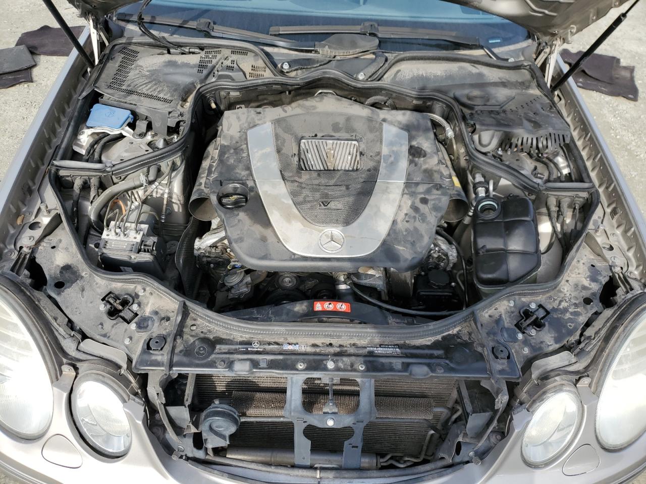 Mercedes-Benz E-Class 350 Image 3