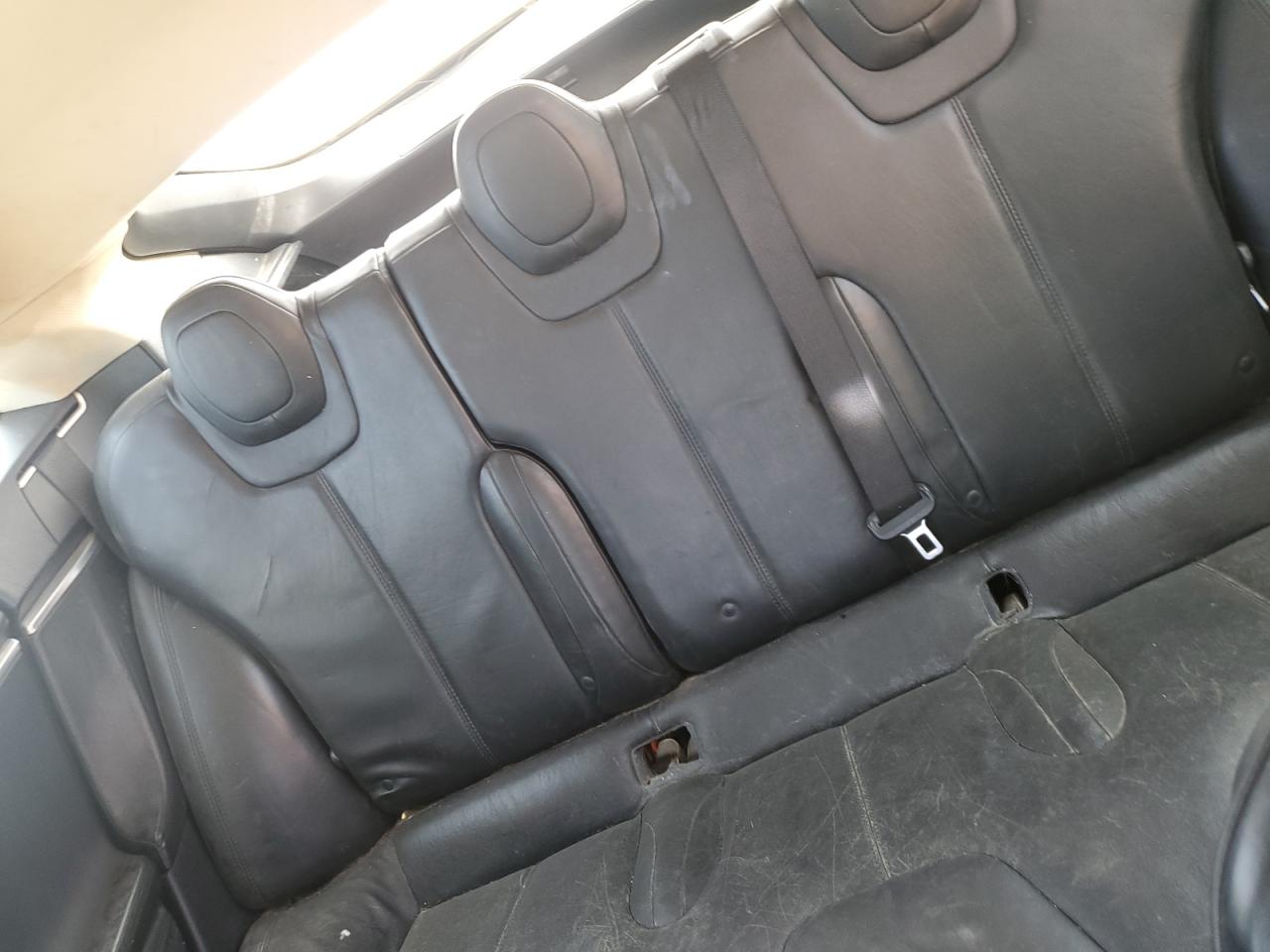 Tesla Model S Image 9