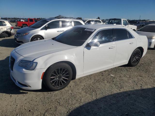  Salvage Chrysler 300