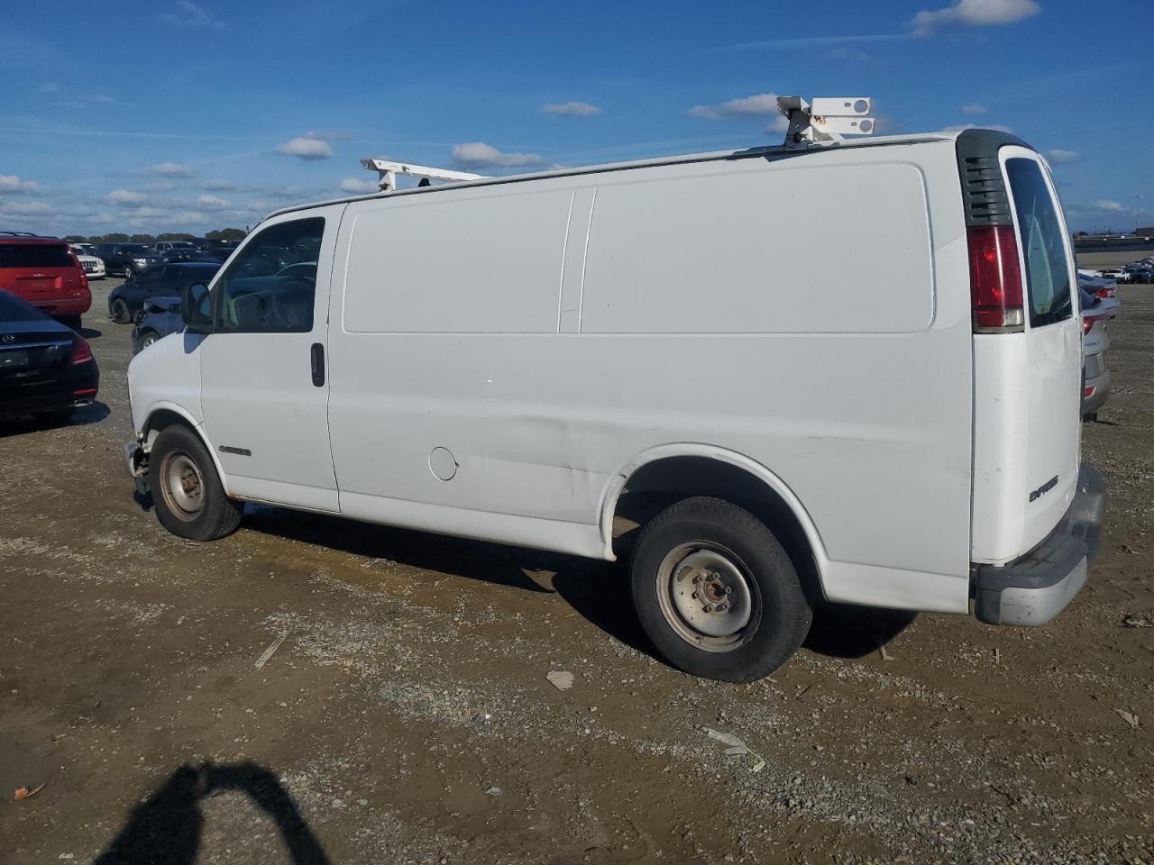 Chevrolet Express Image 6