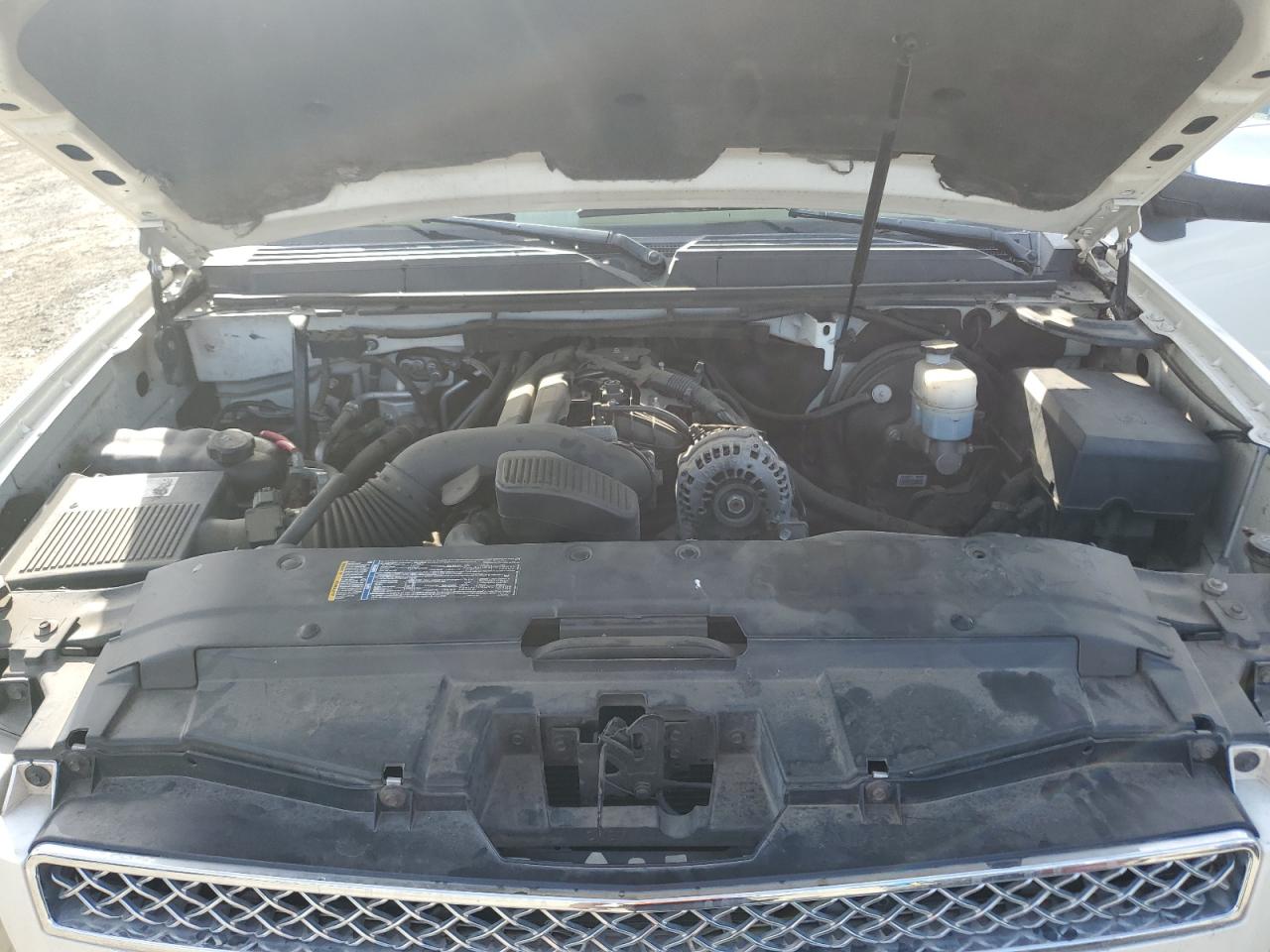 Chevrolet Suburban K1500 Ltz Image 4