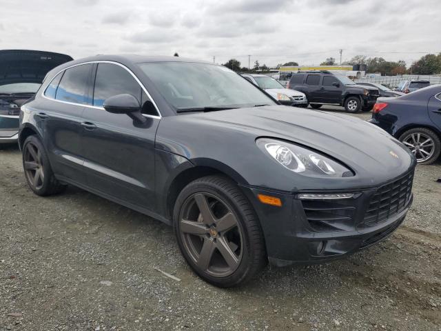 Porsche Macan S Image 12