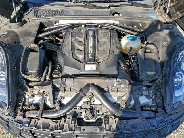 Porsche Macan S Image 8