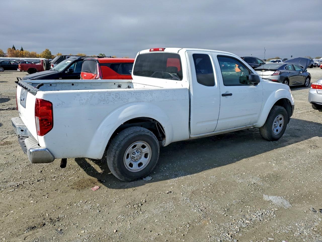 Nissan Frontier S Image 4