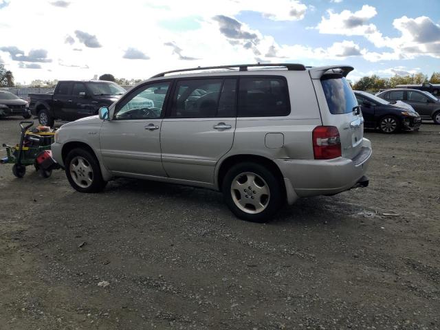 Toyota Highlander Sport Image 2