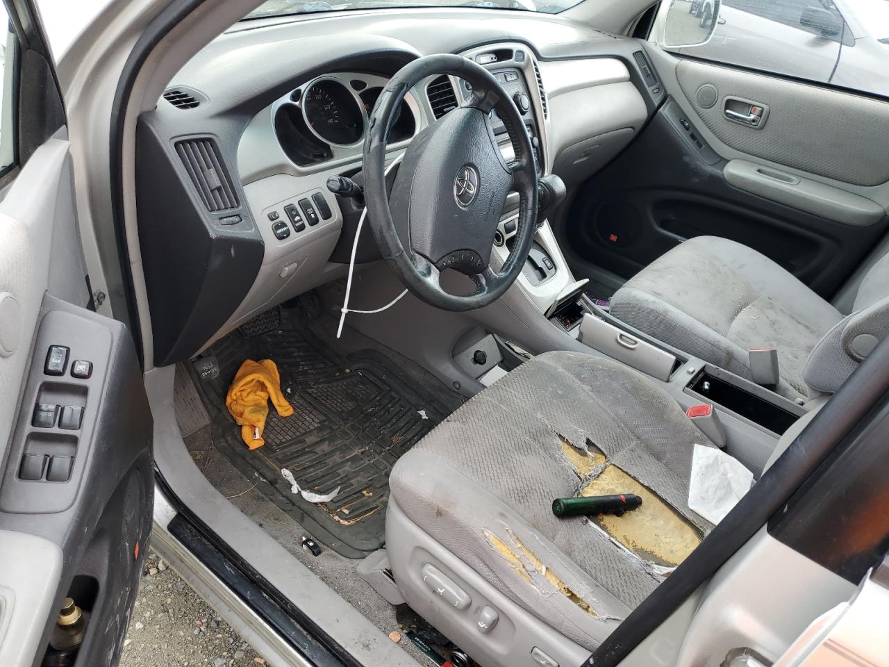 Toyota Highlander Sport Image 5