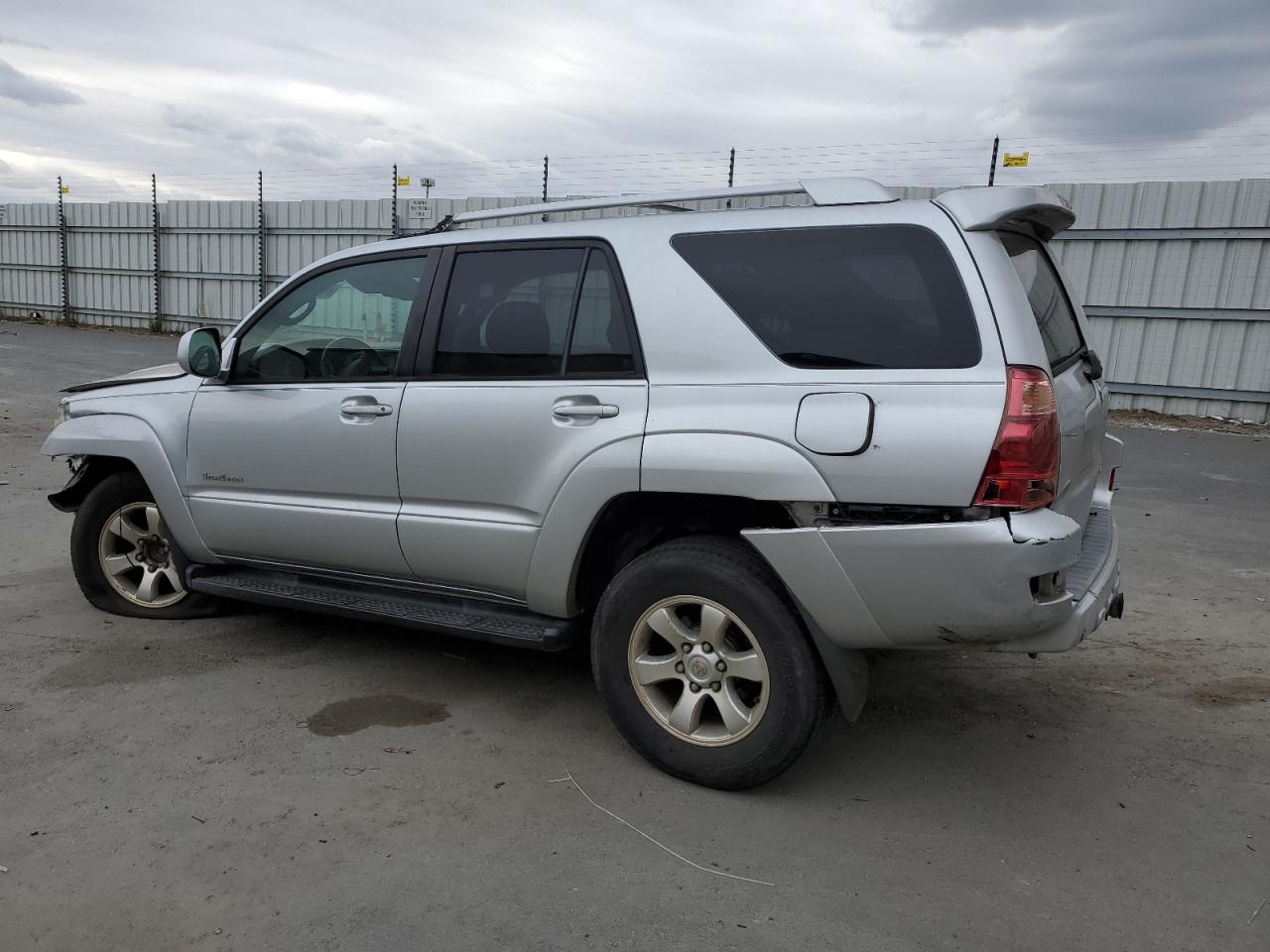 Toyota 4Runner Sr5 Image 9