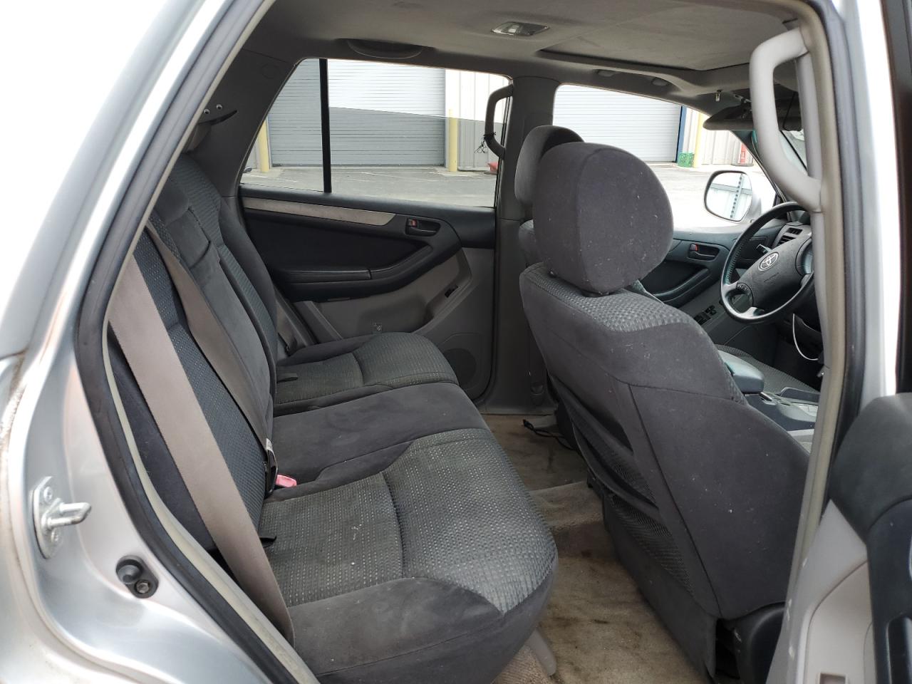 Toyota 4Runner Sr5 Image 7