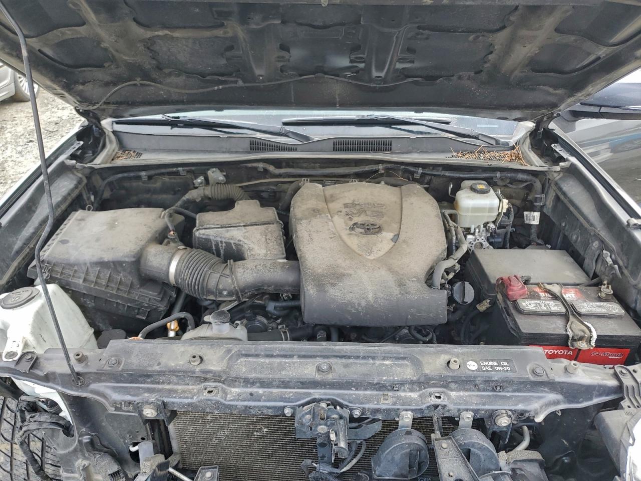 Toyota Tacoma Double Cab Image 12