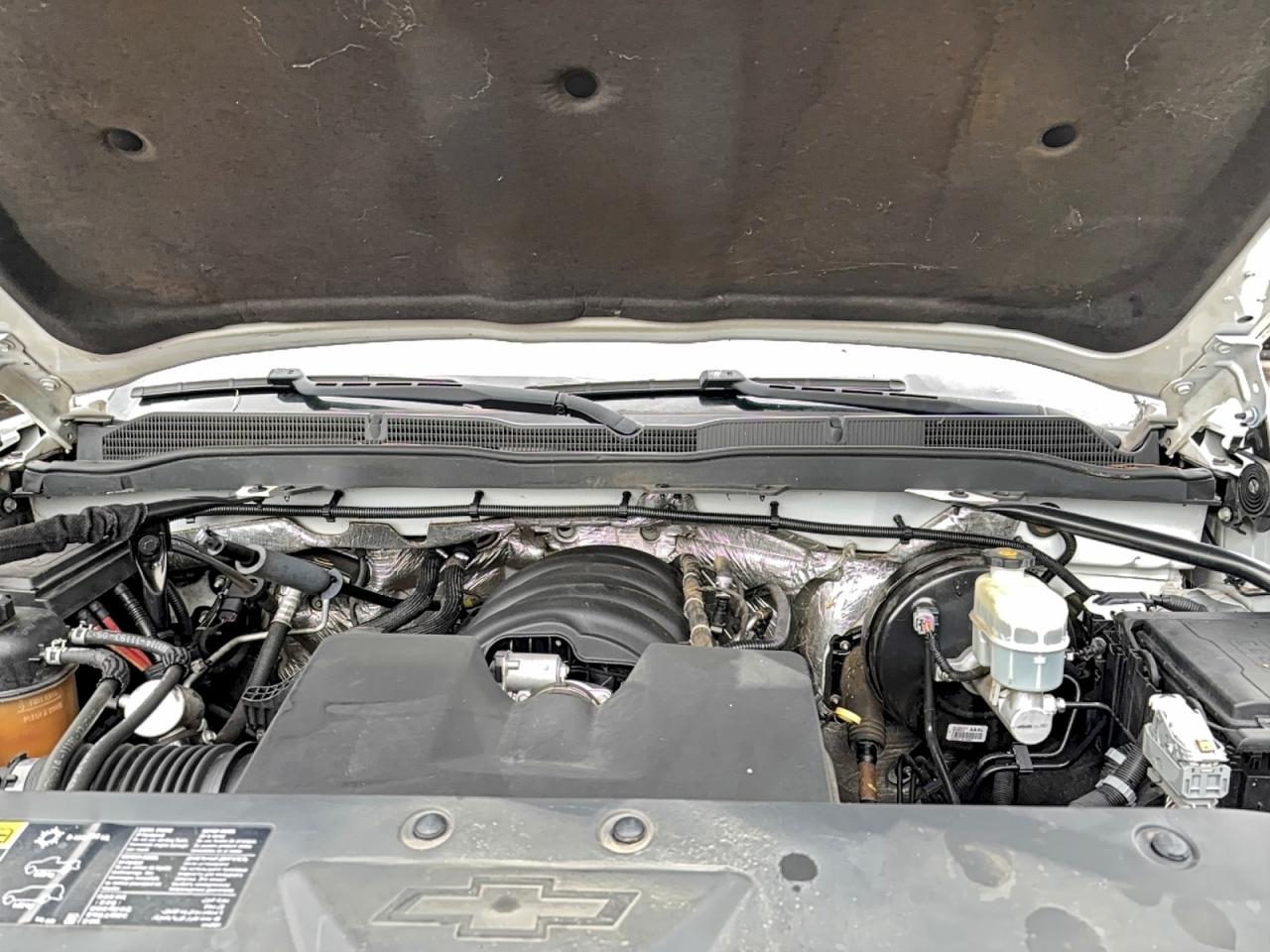 Chevrolet Silverado C1500 Image 5