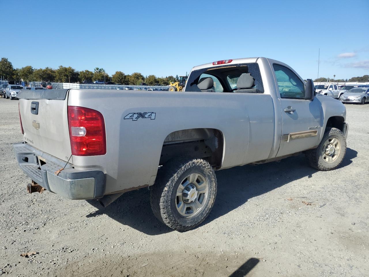 Chevrolet Silverado K2500 Heavy Duty Lt Image 2