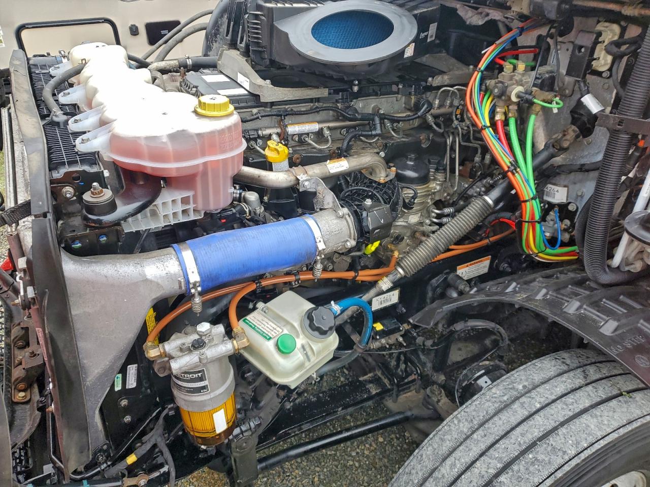 Freightliner Cascadia 1 Image 10