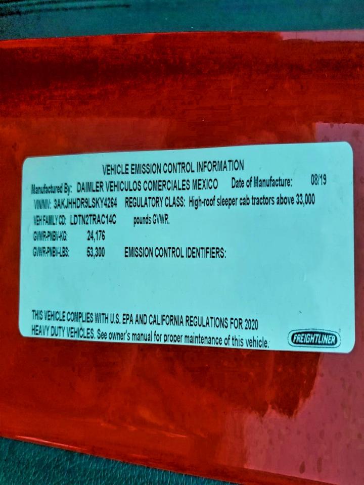 Freightliner Cascadia 1 Image 4