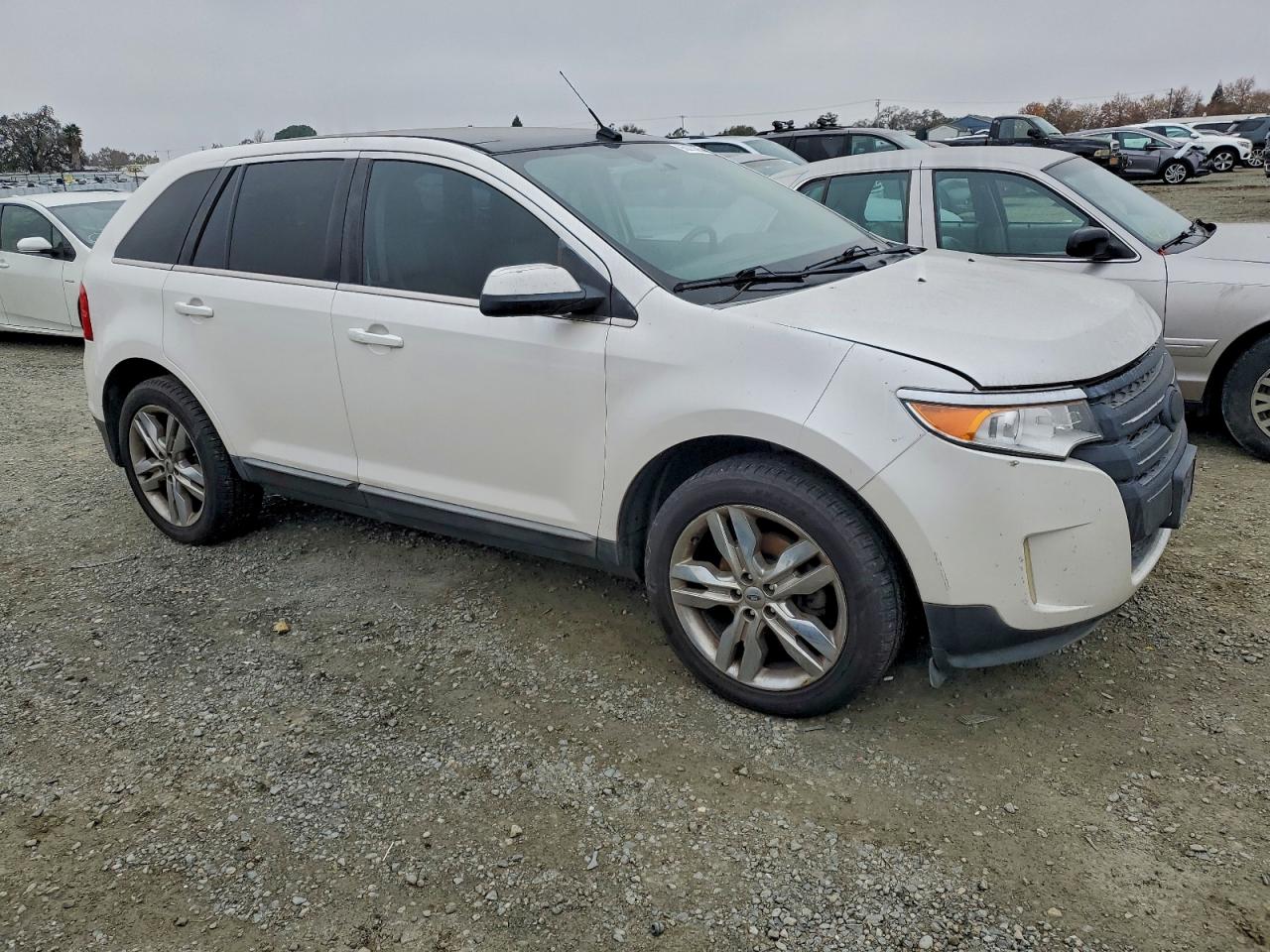 Ford Edge Limited Image 10