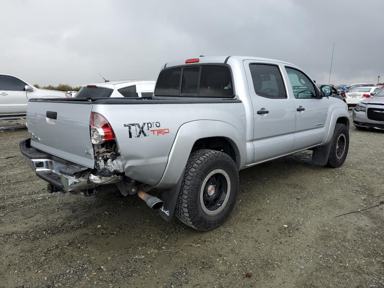 Toyota Tacoma Double Cab Image 6