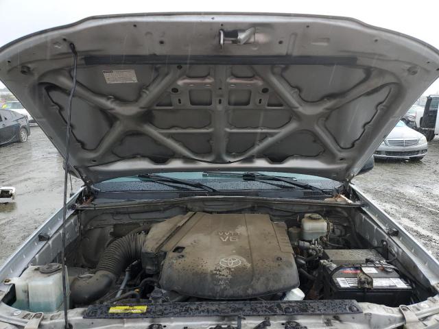 Toyota Tacoma Double Cab Image 10