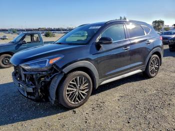  Salvage Hyundai TUCSON