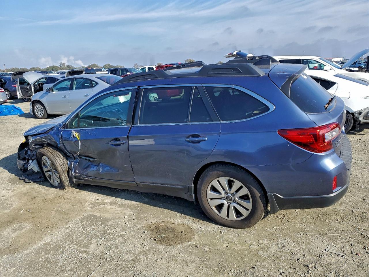 Subaru Outback 2.5i Premium Image 11