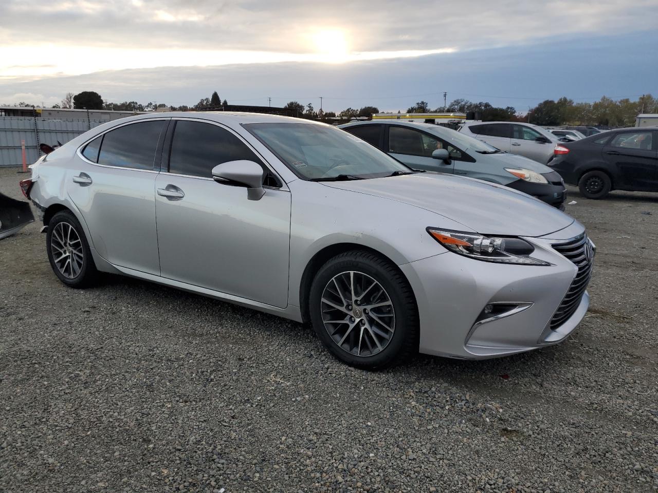 Lexus Es 350 Image 2