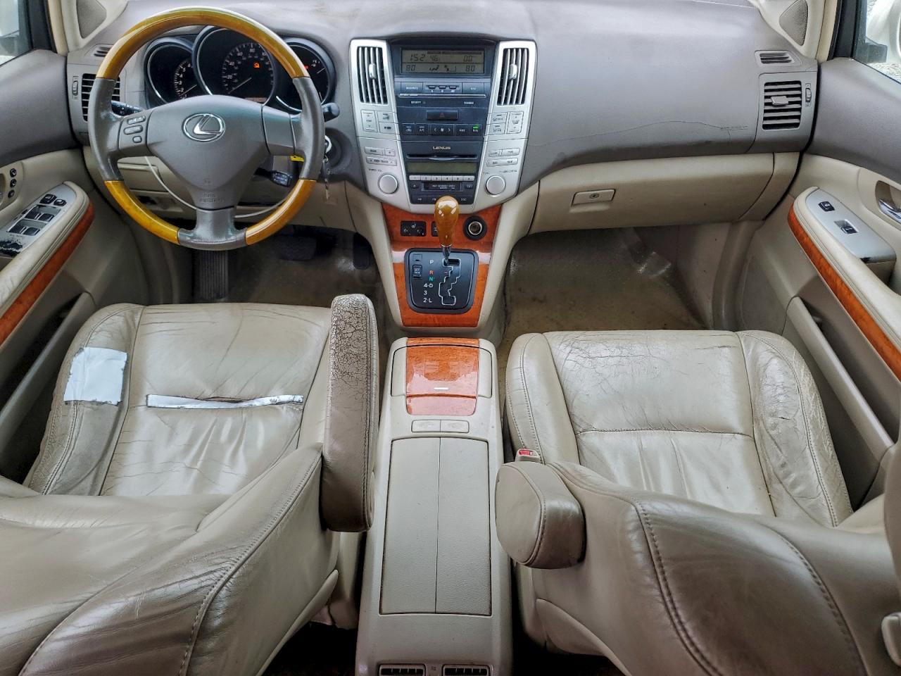 Lexus RX 330 Image 7
