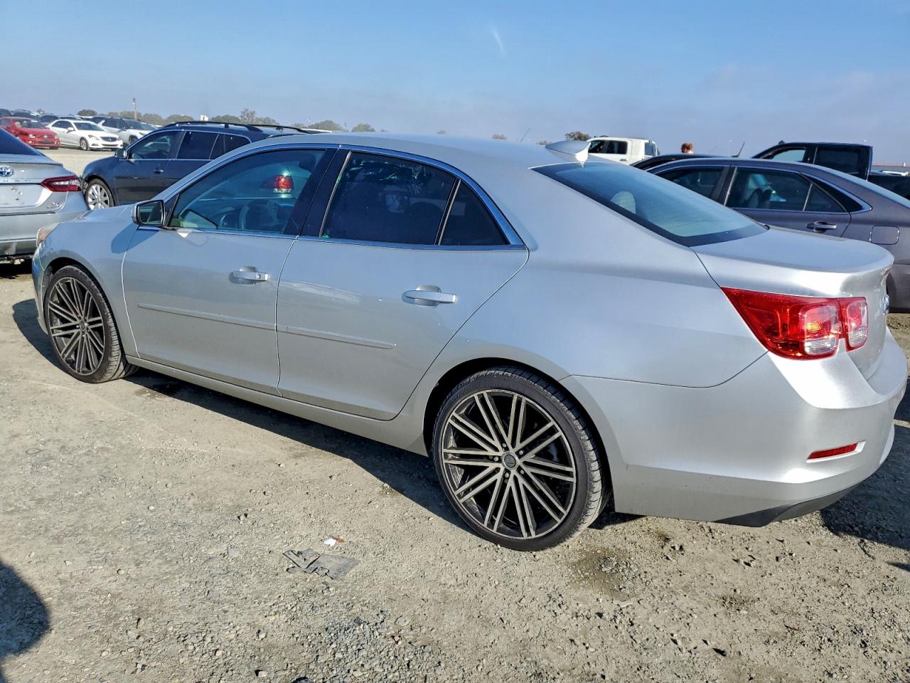 Chevrolet Malibu 1lt Image 2